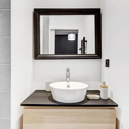 Apartment Chill In Le Marais Paris