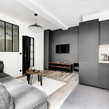 Chill In Le Marais Apartment Paris